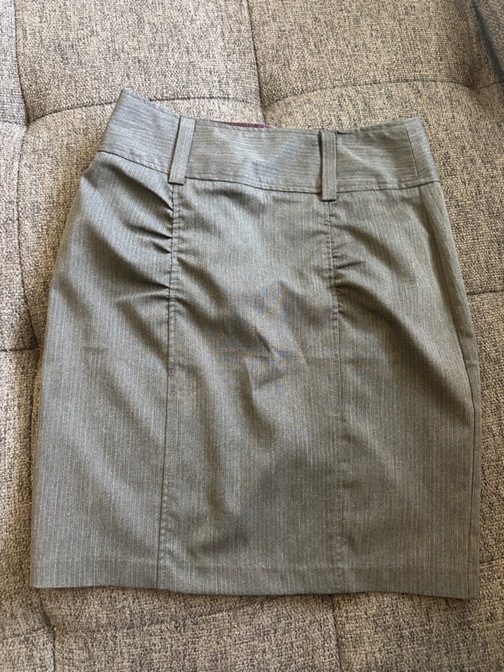 Size 3 Style that Works by Vanity Gray Pen Striped Pencil Skirt with back Slit